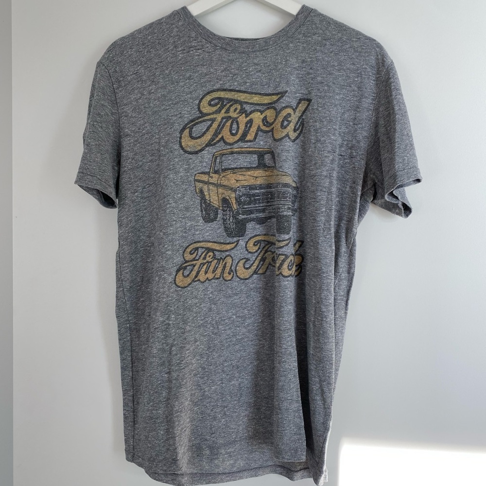 Lucky Brand Vintage T-Shirt (Ford, S)